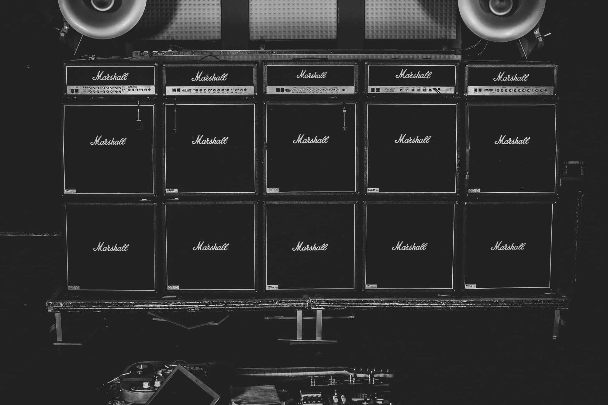 guitar amps, marshall, wall of sound, full stack, speakers