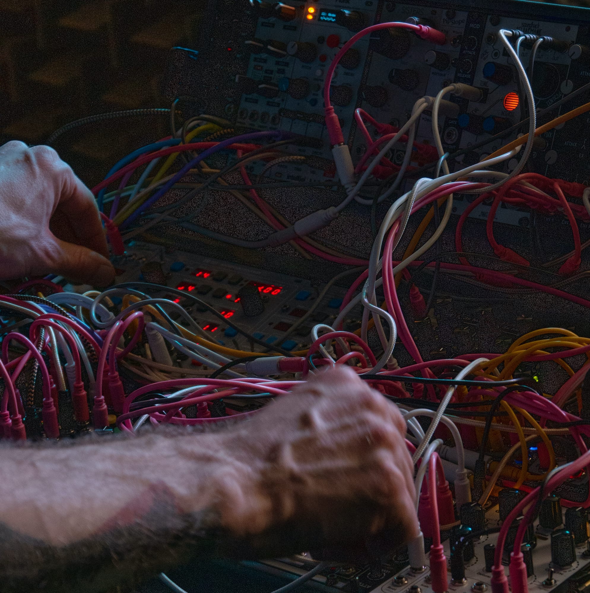 hands, modular synth, cable, interface